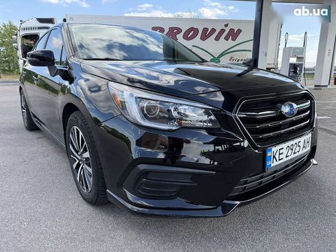 Subaru Legacy 2018 - фото 9