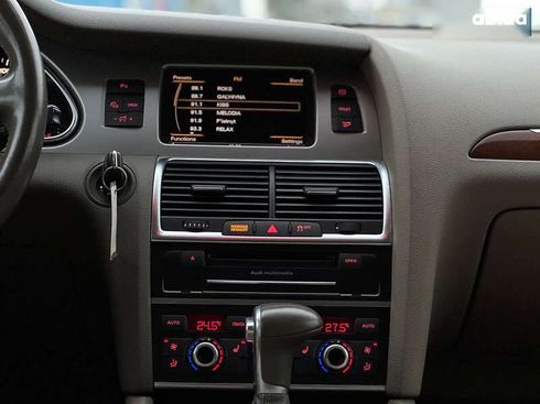 Audi Q7 2012 - фото 10