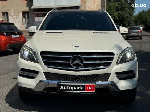 Mercedes-Benz M-Класс 2013 белый - фото 2