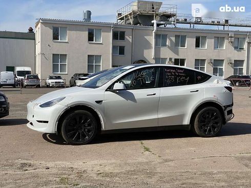 Tesla Model Y 2023 - фото 2