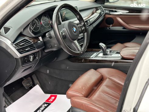 BMW X5 2015 белый - фото 4