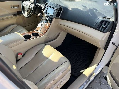 Toyota Venza 2015 - фото 26