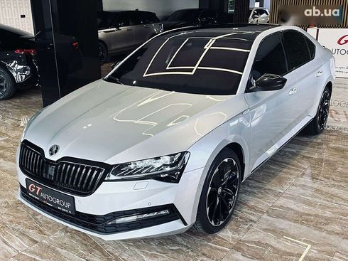 Skoda Superb 2023 - фото 16