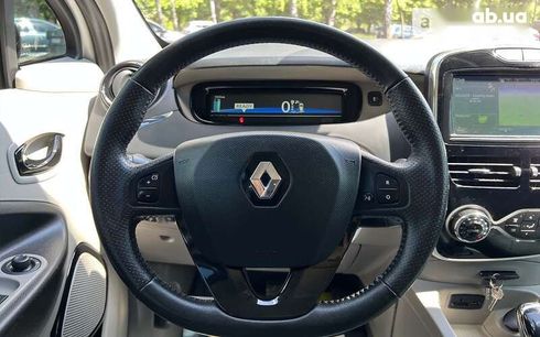 Renault Zoe 2016 - фото 13