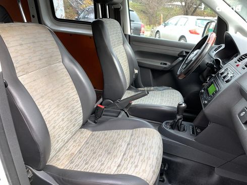 Volkswagen Caddy 2012 белый - фото 45