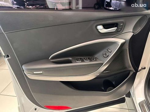 Hyundai Santa Fe 2015 - фото 11