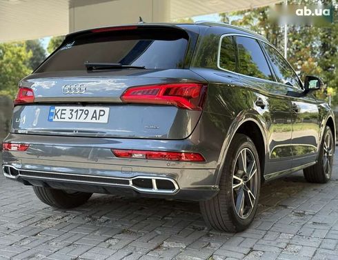 Audi Q5 2020 - фото 16