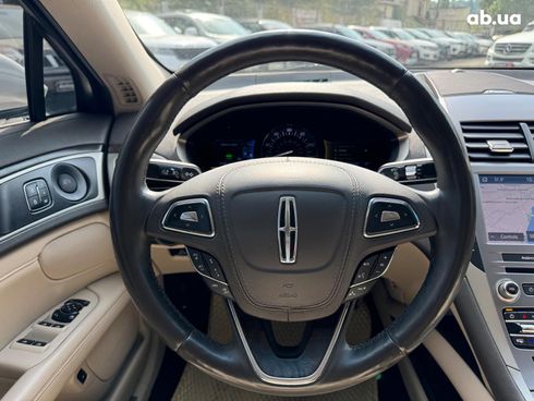 Lincoln MKZ 2019 белый - фото 34