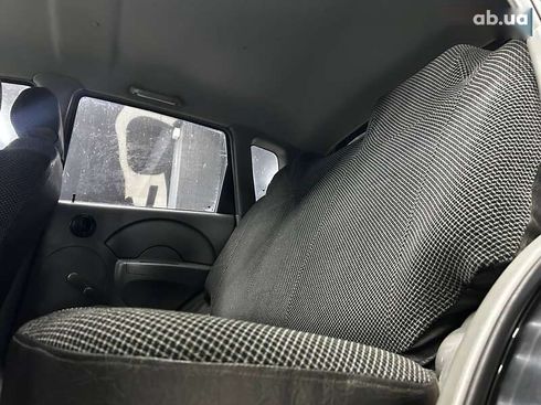 Chevrolet Aveo 2005 - фото 12