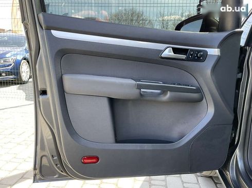 Volkswagen Touran 2012 - фото 23