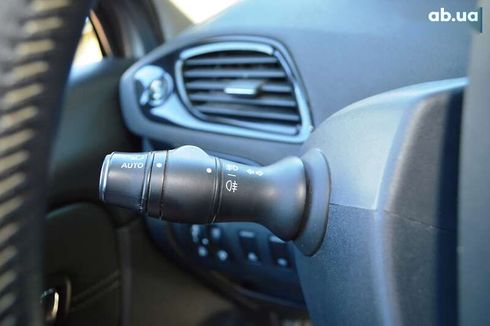 Renault Scenic 2013 - фото 22
