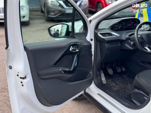 Peugeot 2008 2019 белый - фото 26