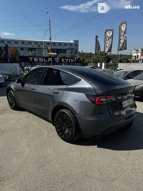 Tesla Model Y 2022 - фото 13