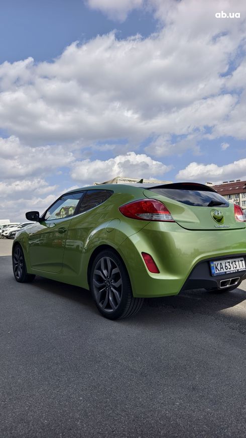 Hyundai Veloster 2012 салатовый - фото 3