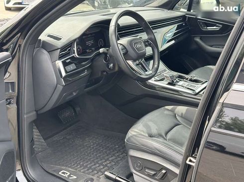 Audi Q7 2020 - фото 17