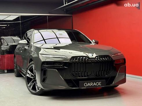 BMW 7 серия 2023 - фото 12