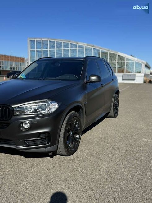 BMW X5 2016 - фото 18