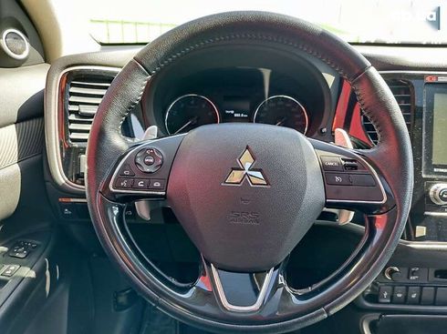 Mitsubishi Outlander 2021 - фото 11