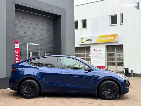 Tesla Model Y 2022 - фото 11