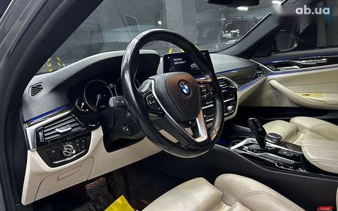 BMW 5 серия 2018 - фото 8