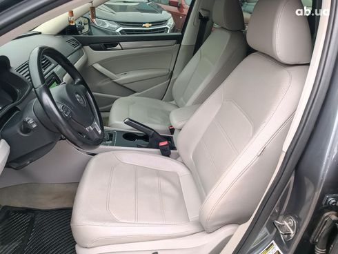 Volkswagen Passat 2014 серый - фото 20