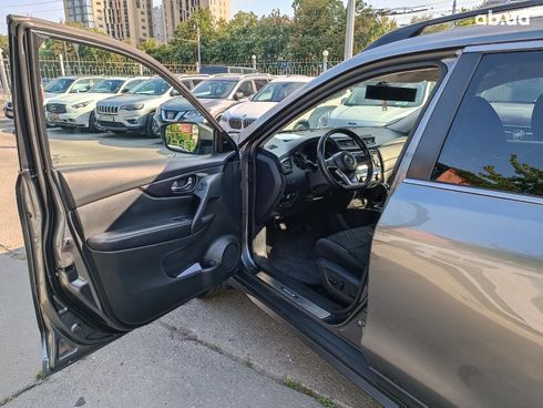 Nissan Rogue 2018 серый - фото 19