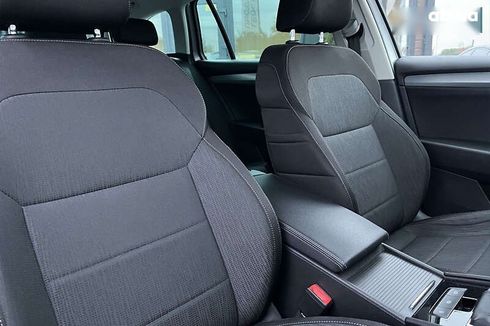 Skoda Superb 2019 - фото 29