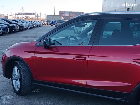 SEAT Arona 2018 красный - фото 6