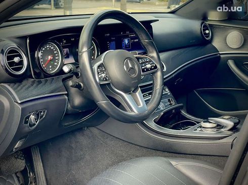 Mercedes-Benz E-Класс 2019 - фото 20