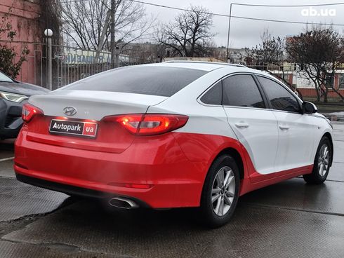 Hyundai Sonata 2016 белый - фото 24