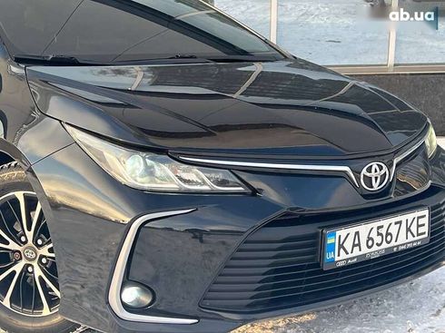 Toyota Corolla 2019 - фото 2