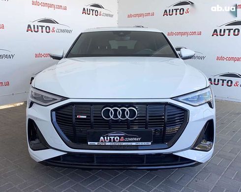 Audi E-Tron 2021 - фото 2