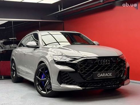 Audi RS Q8 2025 - фото 14