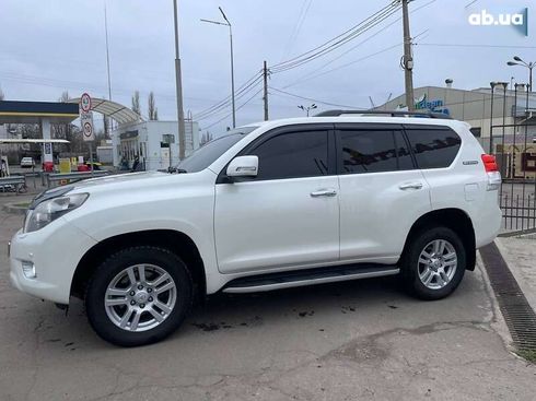 Toyota Land Cruiser Prado 2012 - фото 7