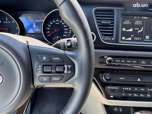 Kia Carnival 2014 - фото 13