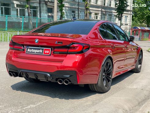 BMW M5 2022 красный - фото 9