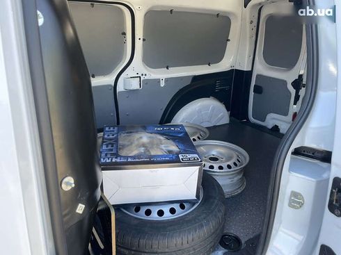 Renault Kangoo 2015 - фото 26