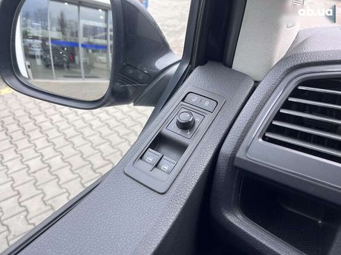 Volkswagen Caravelle 2016 - фото 11