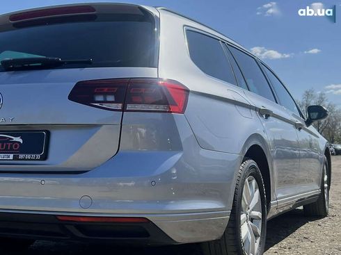 Volkswagen Passat 2021 - фото 13