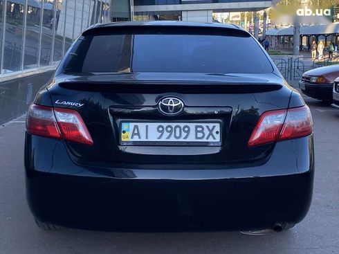 Toyota Camry 2008 - фото 6