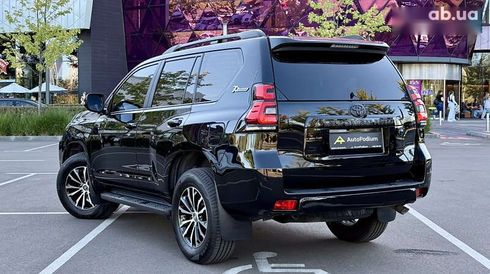 Toyota Land Cruiser Prado 2018 - фото 9