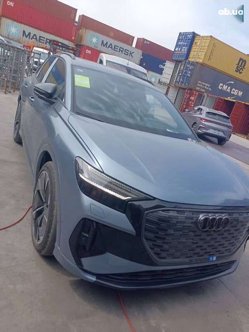 Audi Q4 e-tron 2024 - фото 2