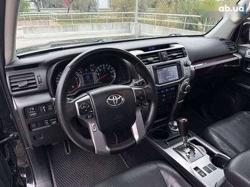 Toyota 4Runner 2016 - фото 30