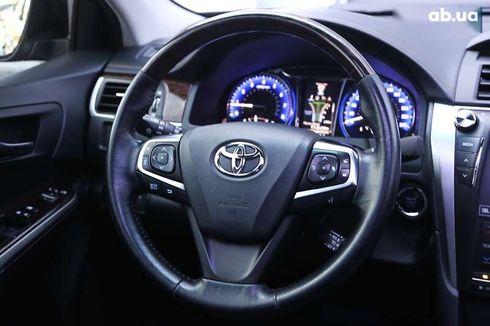 Toyota Camry 2016 - фото 16