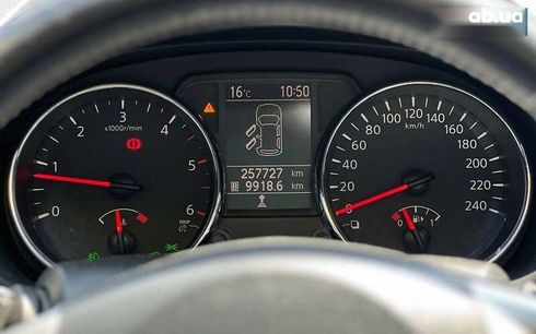 Nissan Qashqai 2011 - фото 12