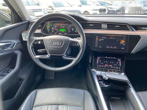 Audi E-Tron 2019 - фото 17