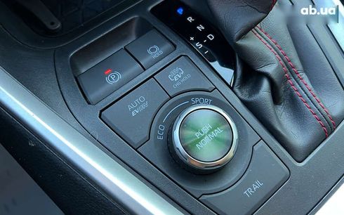 Toyota RAV4 2021 - фото 20