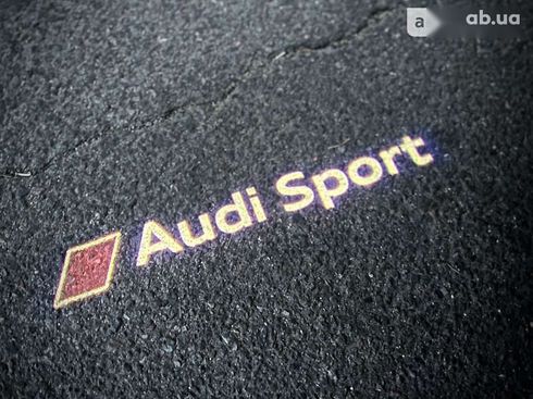 Audi RS Q8 2021 - фото 29
