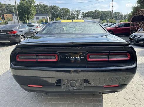 Dodge Challenger 2018 - фото 14