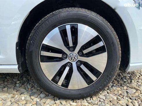 Volkswagen e-Golf 2020 - фото 17